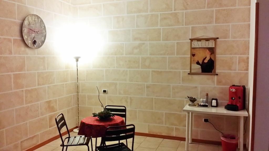 Hotel Residence Lupiae Lecce Bagian luar foto