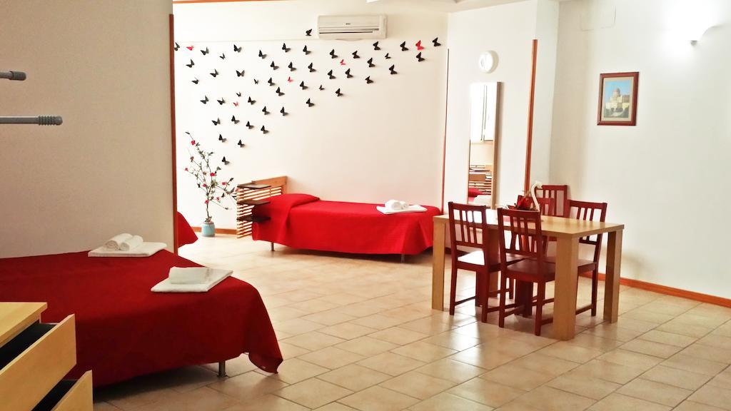 Hotel Residence Lupiae Lecce Ruang foto